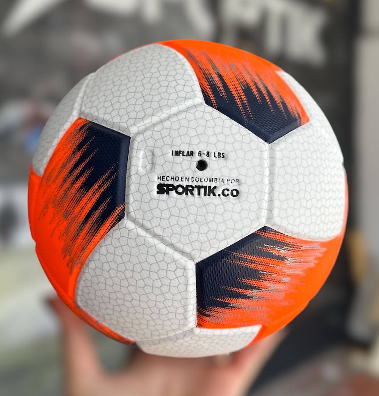 BALÓN DE FÚTBOL #4 NEÓN NEGRO - Imagen 4